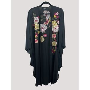Torrid 2X 18/20 NWT Black Floral Embroidered Kimono‎ Duster Sheer Boho